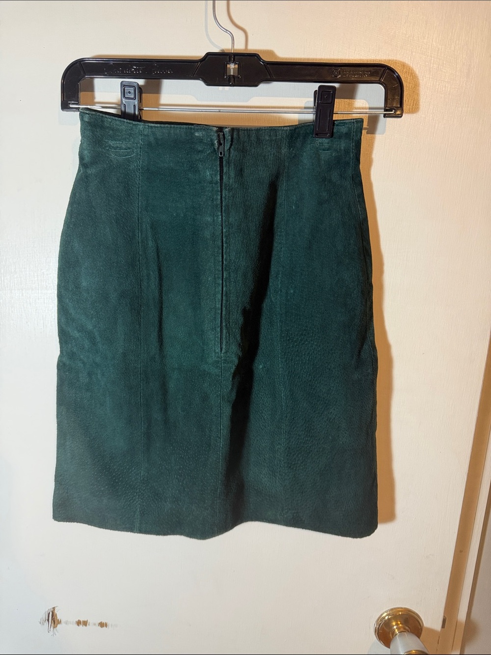 Vintage Wilsons Leather Dark Green Suede Skirt- Size 2 - Picture 3 of 3